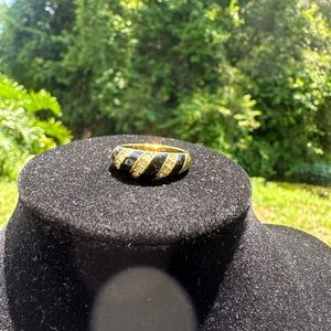 Women’s ring,gold tone,black enamel and CZ